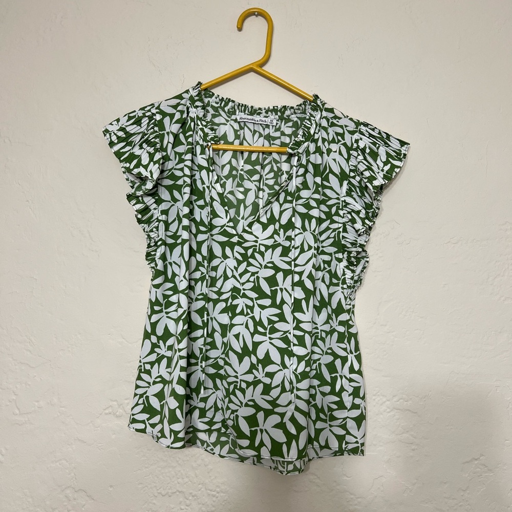Abercrombie & Fitch Floral Top